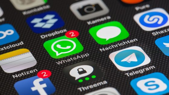 WhatsApp è finalmente disponibile per gli smartwatch Wear