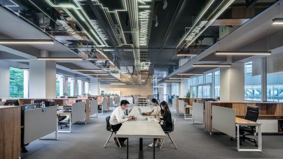 Der Einsatz von UI-Technologien in Unternehmen wird durch prohibitive Kosten und fehlendes entsprechendes Fachwissen begrenzt