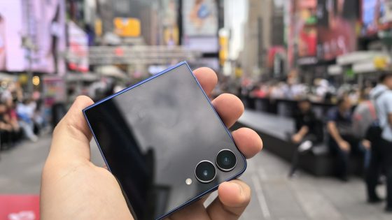 Recenzija Samsung Galaxy Z Flip7 – umjesto telefona, dobivate kompaktni dragulj