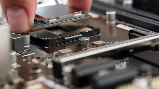 Kitajska predstavlja svoj prvi domači standard za strojno programsko opremo