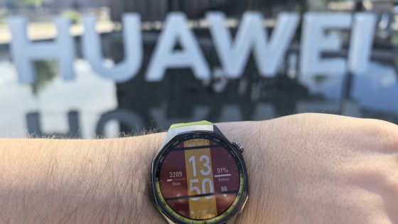 Huawei je u jednom danu uništio sat na vašem zapešću, tablet u vašem ruksaku i slušalice u vašem uhu.