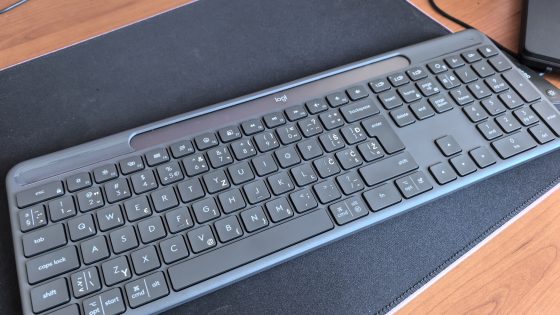 Logitech Signature Slim Solar+ K980 – die Tastatur, die ich nicht auflade. Aber reicht das aus?